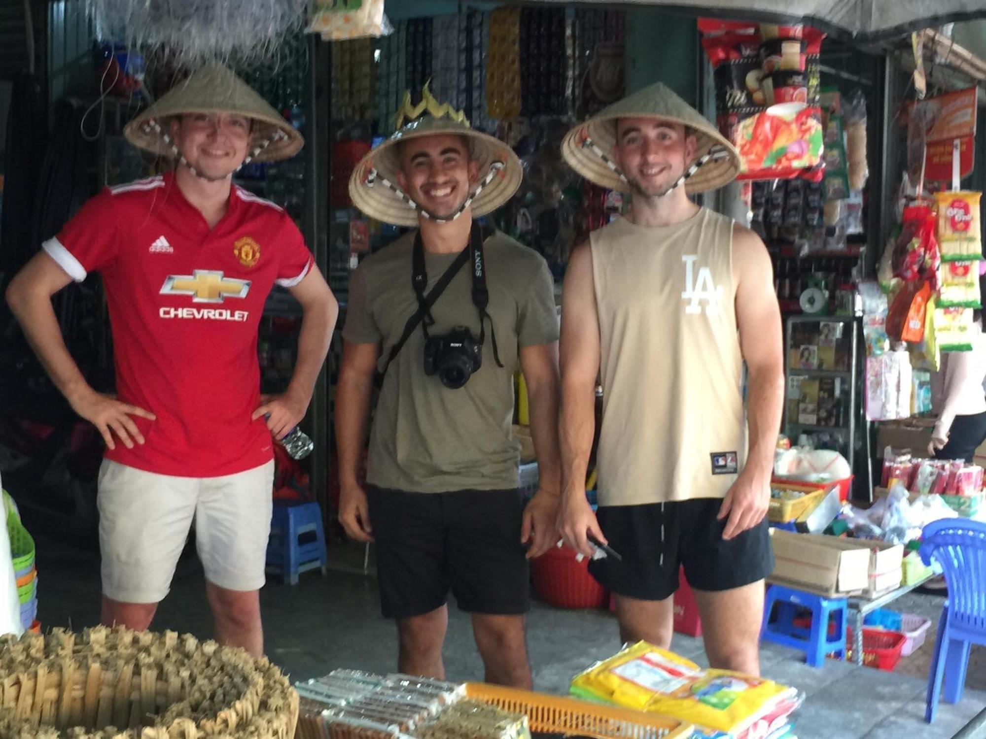 Mekong Farmstay Cantho - C.R Floating Market 껀터 외부 사진